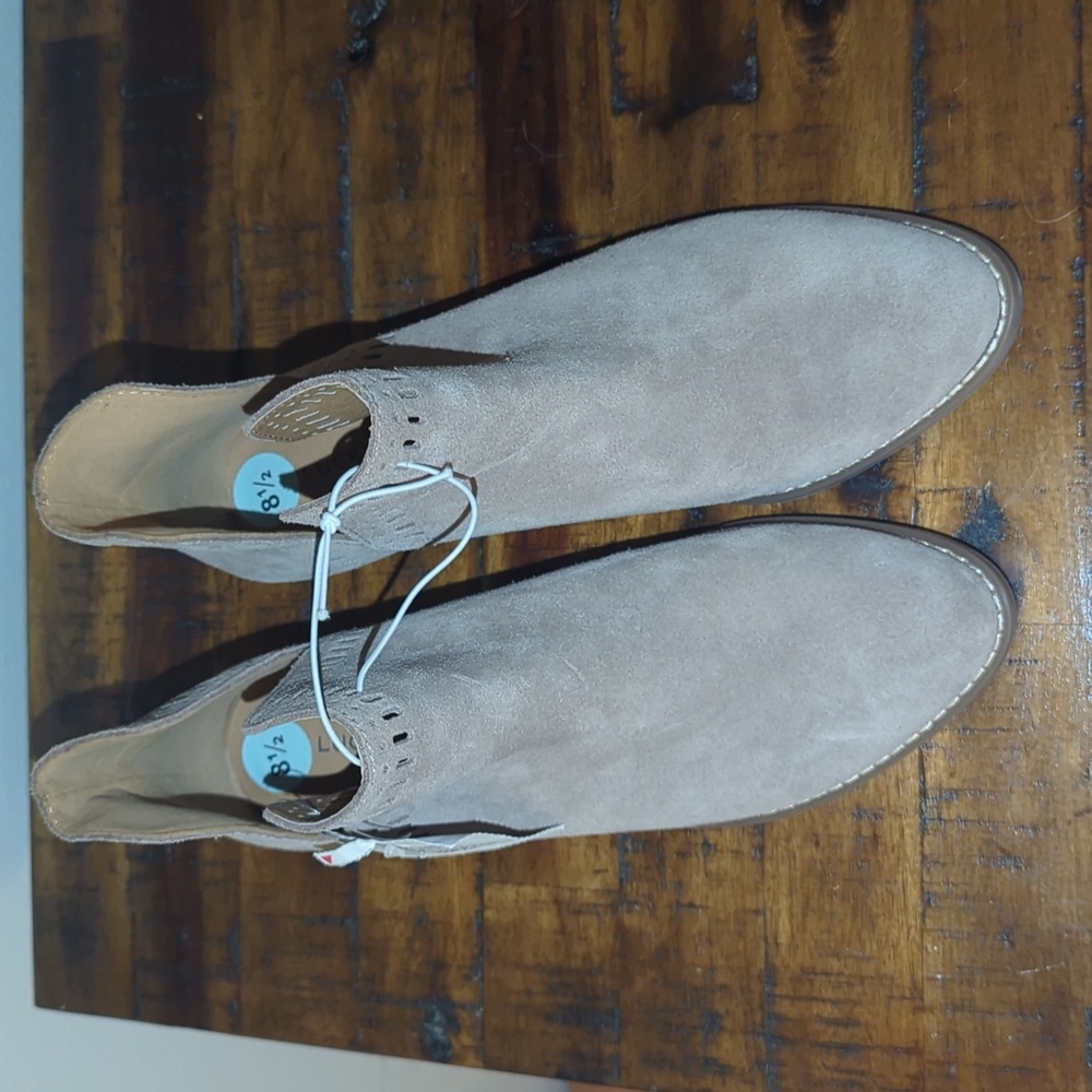 Lucky brand suede booties 8.5